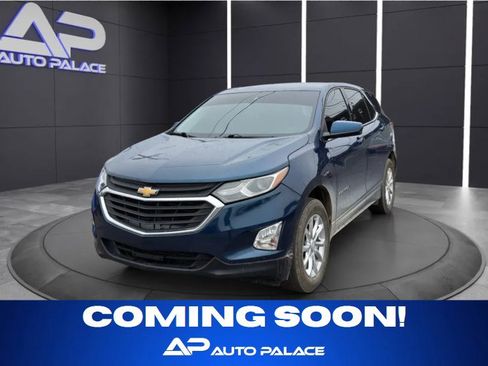 Used 2020 Chevrolet Equinox LT w/ Driver Convenience Package image 1