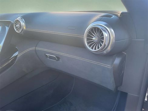 Used 2022 Mercedes-Benz SL 63 AMG 4MATIC w/ AMG Aerodynamic Package image 31