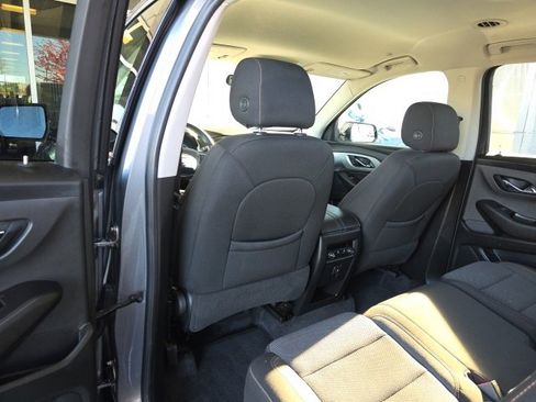 Used 2020 Chevrolet Traverse LS image 19
