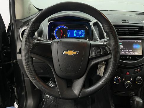 Used 2016 Chevrolet Trax LS image 20