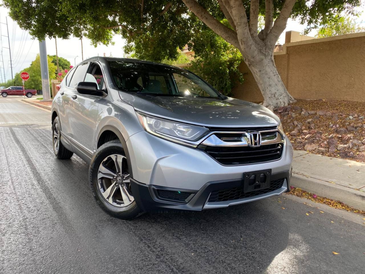 Used 2018 Honda CR-V LX image 2
