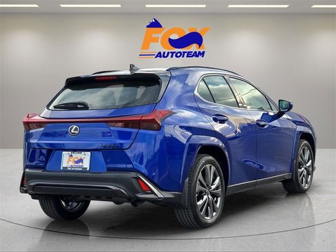 New 2025 Lexus UX 300h FWD image 5