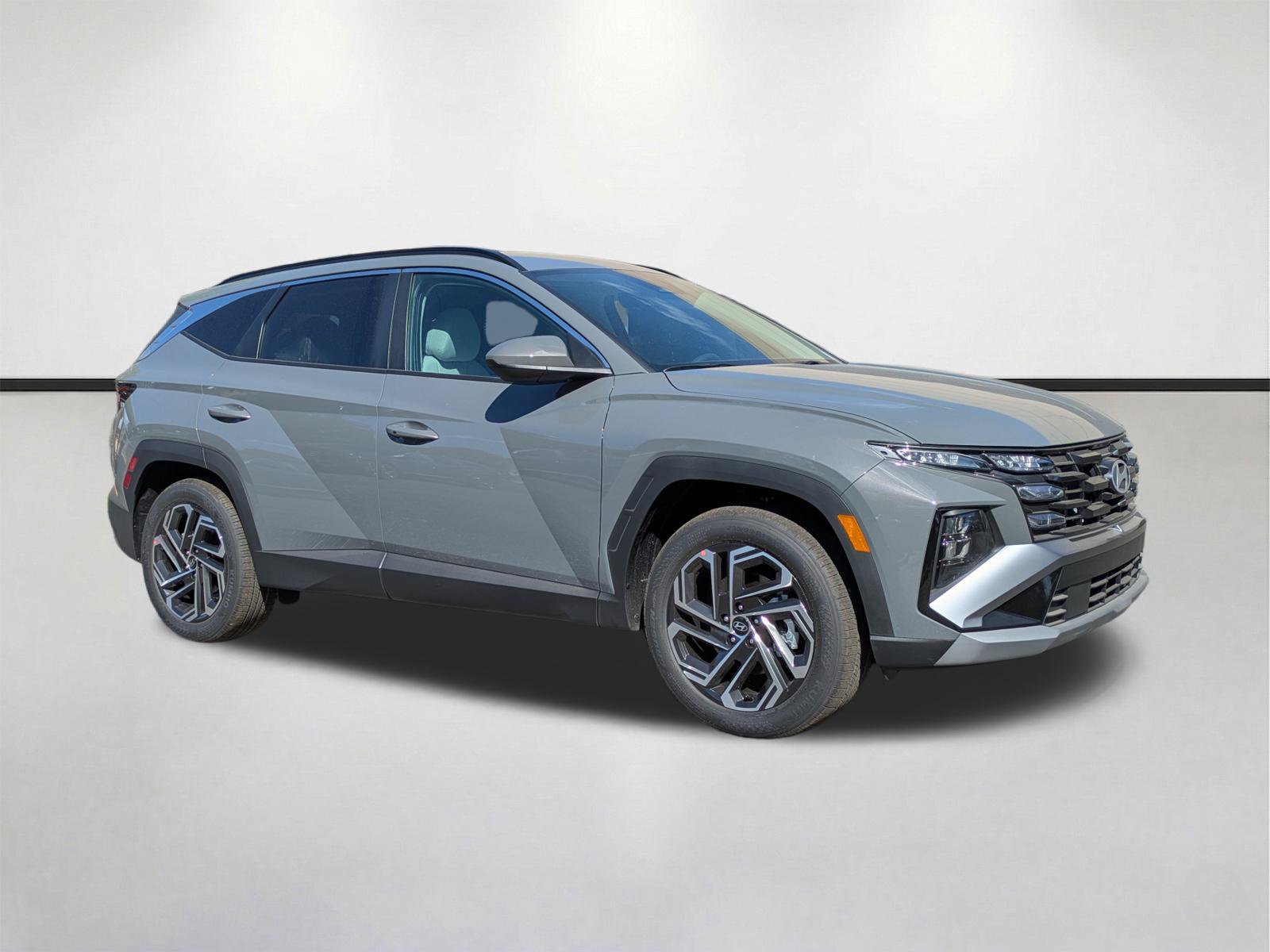 New 2026 Hyundai Tucson SEL Plus w/ Tow & Go Package FWD image 1