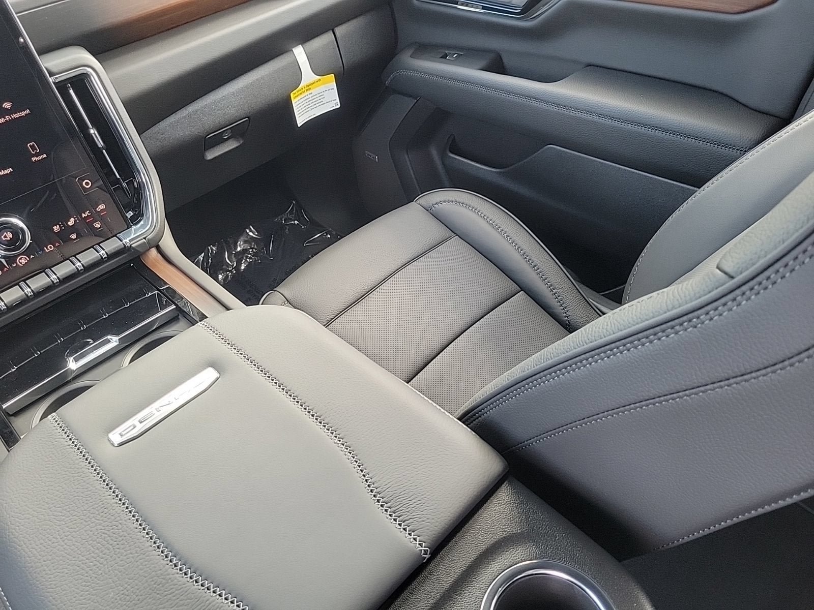 New 2026 GMC Yukon Denali w/ Sun & Power Step Package RWD image 14