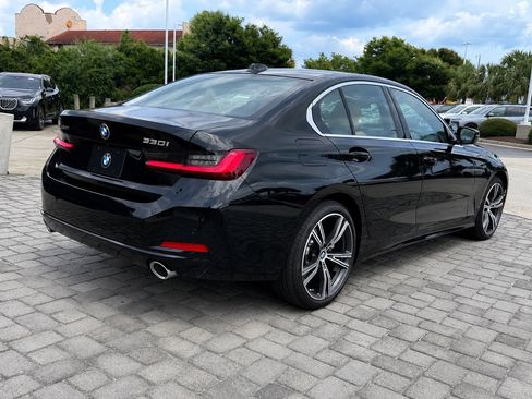 Used 2024 BMW 330i xDrive Sedan w/ Premium Package AWD/4WD image 9