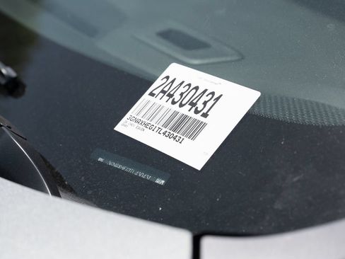 Used 2026 Chevrolet Equinox LT FWD image 42
