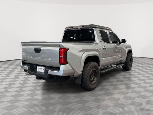 Used 2024 Toyota Tacoma SR5 AWD/4WD image 7