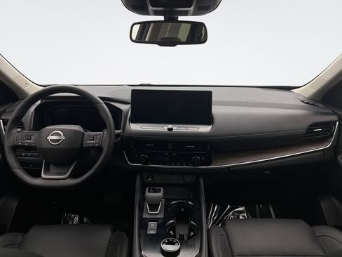 Used 2025 Nissan Rogue Platinum w/ Platinum Premium Package image 14