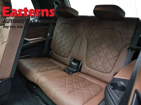 Used 2023 BMW X7 xDrive40i w/ Executive Package AWD/4WD image 27