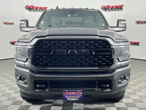 Used 2023 RAM 2500 Big Horn w/ Night Edition image 4