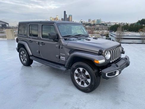 Used 2018 Jeep Wrangler Unlimited Sahara image 1