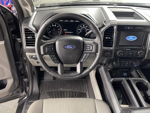 Used 2016 Ford F150 XLT w/ Equipment Group 302A Luxury AWD/4WD image 12