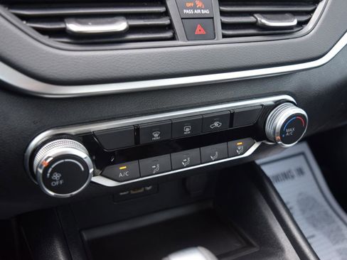 Used 2019 Nissan Altima 2.5 S image 24