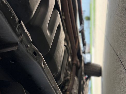 Used 2024 Nissan Titan PRO-4X w/ Pro-4x Convenience Package image 24