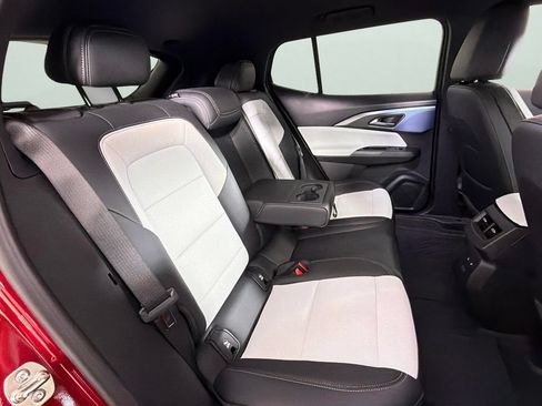 Certified 2024 Chevrolet Equinox EV LT FWD image 29