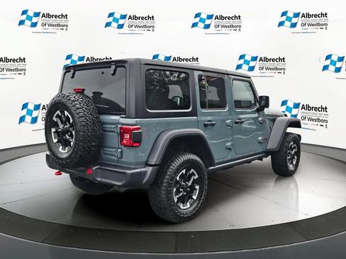 Used 2025 Jeep Wrangler Unlimited Rubicon AWD/4WD image 5