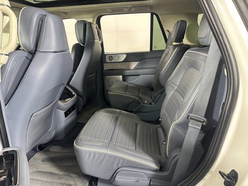 Used 2023 Lincoln Navigator Black Label AWD/4WD image 23