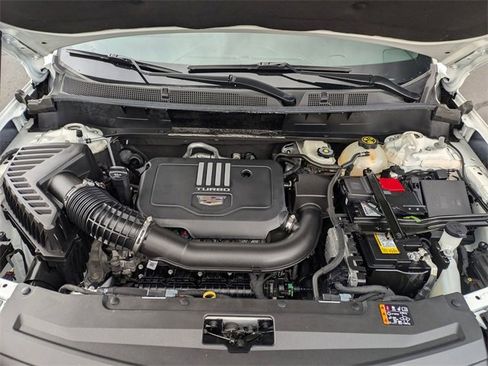 Used 2023 Cadillac XT6 Luxury image 42