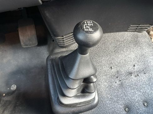 Used 2002 Ford F150 XL AWD/4WD image 40