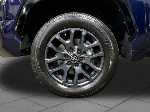 Used 2026 Toyota Tundra Platinum AWD/4WD image 11