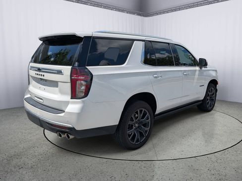 Used 2024 Chevrolet Tahoe High Country AWD/4WD image 3