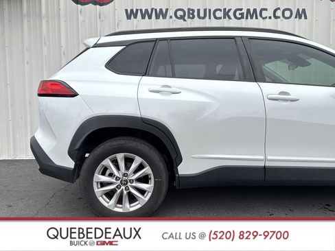 Used 2022 Toyota Corolla Cross LE w/ Moonroof Package image 23