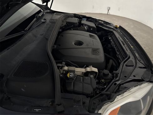 Used 2017 Volvo XC60 T6 Dynamic w/ Preferred Option Package image 23