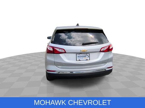 Used 2021 Chevrolet Equinox LT AWD/4WD image 7