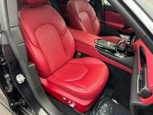 Used 2022 Maserati Levante GT image 26