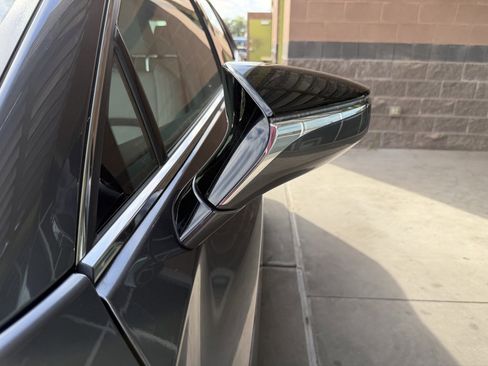 Used 2024 Lexus UX 250h FWD image 12