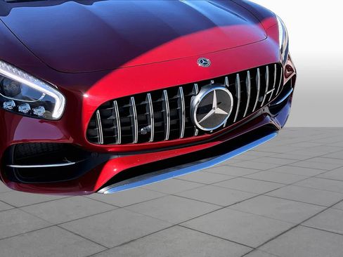 Used 2018 Mercedes-Benz AMG GT S image 26
