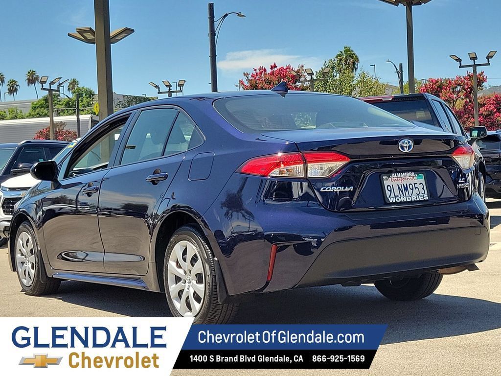 Used 2024 Toyota Corolla LE FWD image 13