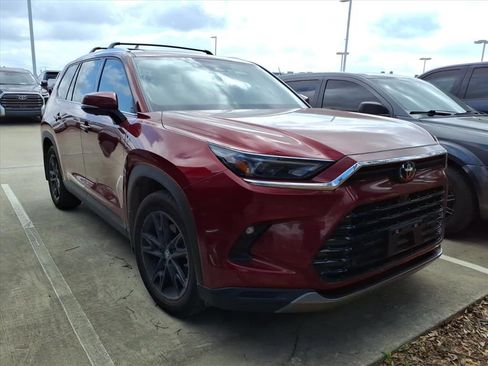 Certified 2025 Toyota Grand Highlander FWD image 1