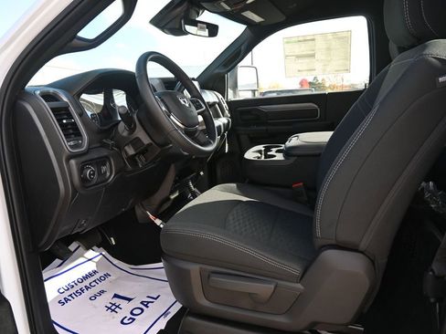 New 2025 RAM 2500 Tradesman image 15
