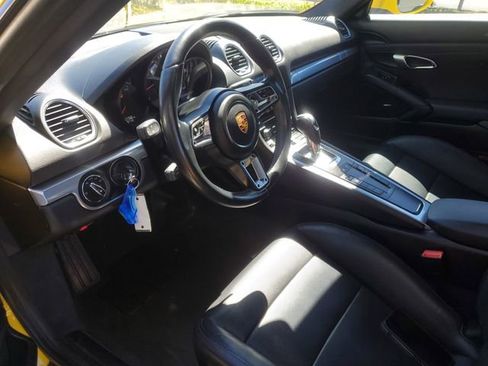 Used 2018 Porsche 718 Cayman image 8
