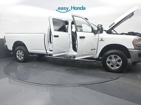Used 2024 RAM 2500 Big Horn AWD/4WD image 34