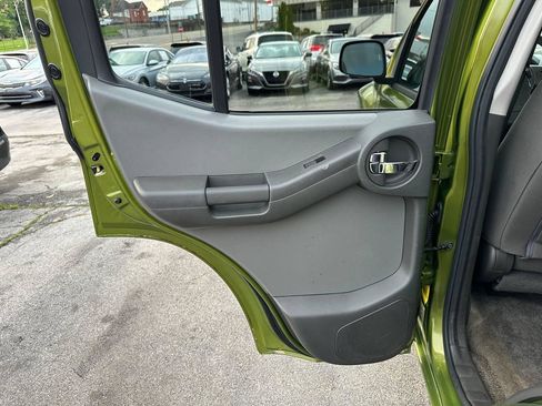 Used 2011 Nissan Xterra X RWD image 24