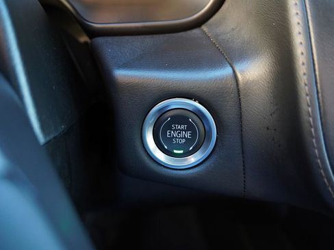 Certified 2024 Chevrolet Suburban High Country image 38