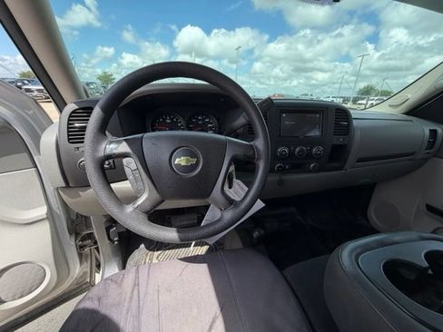 Used 2013 Chevrolet Silverado 1500 W/T AWD/4WD image 15