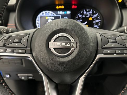 Used 2024 Nissan Kicks SR w/ SR Premium Package image 16