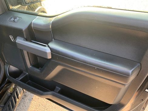 Used 2016 Ford F150 XLT w/ Equipment Group 302A Luxury AWD/4WD image 14