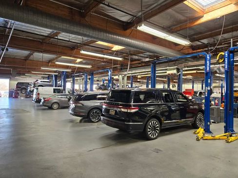 Used 2020 Ford Escape S image 20