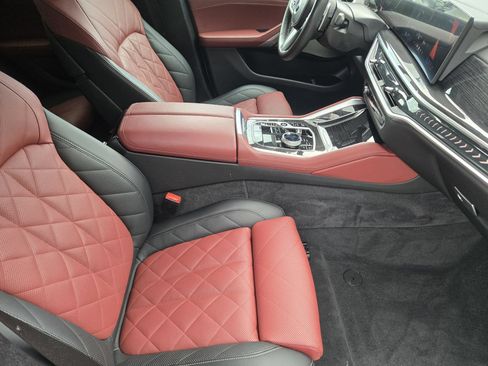 Used 2024 BMW X6 xDrive40i w/ Executive Package AWD/4WD image 14