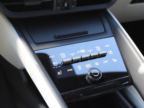 New 2025 Porsche Macan 4S Electric image 32