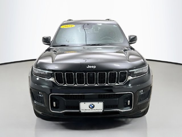 Used 2025 Jeep Grand Cherokee L Overland w/ Advanced Protech Group III AWD/4WD image 5