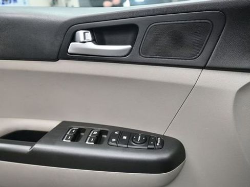Used 2022 Kia Sportage LX w/ LX AWD Value Edition Package image 23
