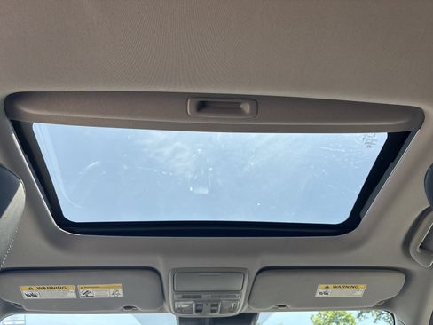 Used 2021 Honda CR-V EX-L image 4