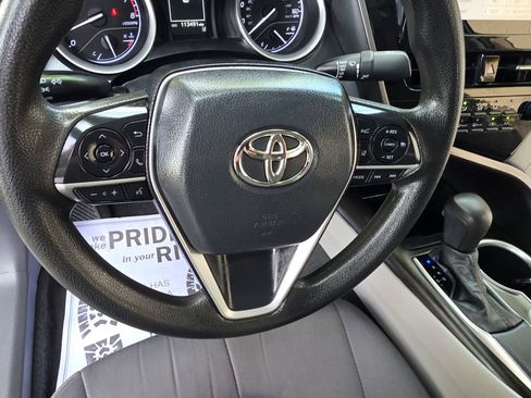 Used 2021 Toyota Camry LE FWD image 17