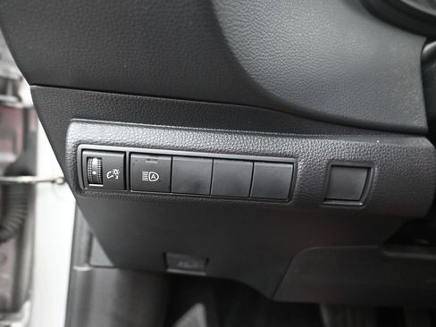 Used 2022 Toyota Corolla LE FWD image 7