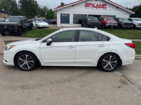 Used 2016 Subaru Legacy 3.6R Limited AWD/4WD image 2